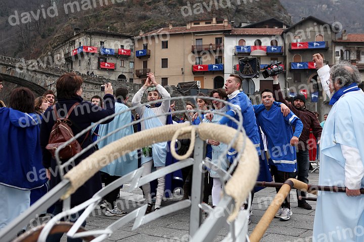 Gara delle Bighe 2011-7901.jpg